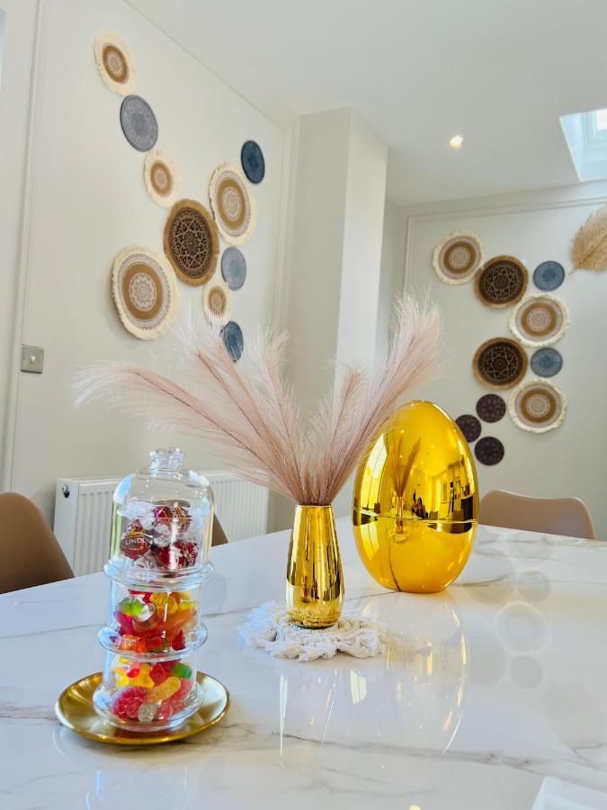 Gems In Ratoath Villa Buitenkant foto
