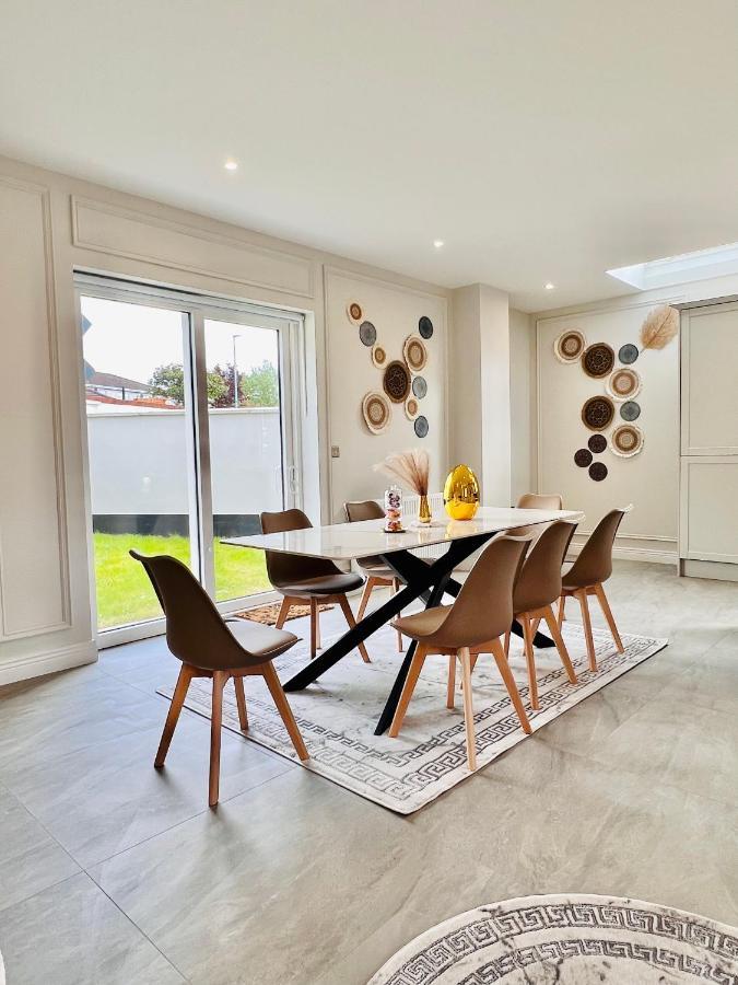 Gems In Ratoath Villa Buitenkant foto