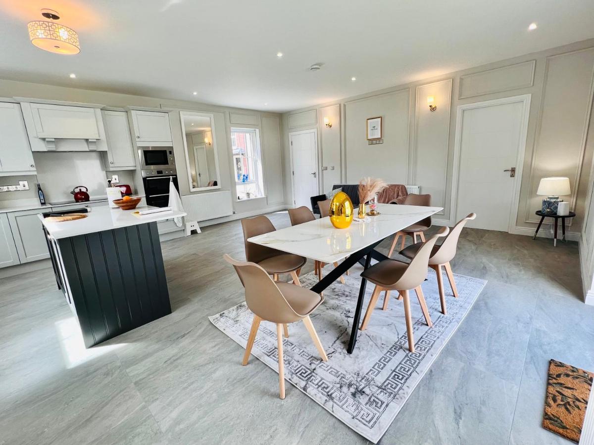 Gems In Ratoath Villa Buitenkant foto